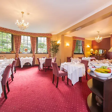 Alhambra Court York