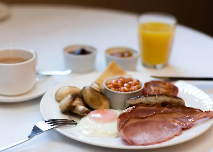 Hotel Alhambra Court